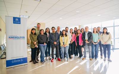 Carrera de Kinesiología destaca a preceptores clínicos en exitoso Encuentro Anual de Alumni